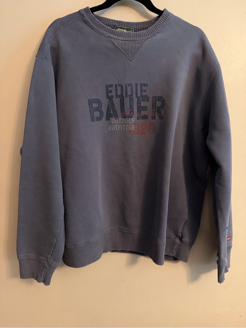 Eddie Bauer Men's Crewneck Sweatshirt in Slate Blue with Subtle Logo - Picture 1 of 7